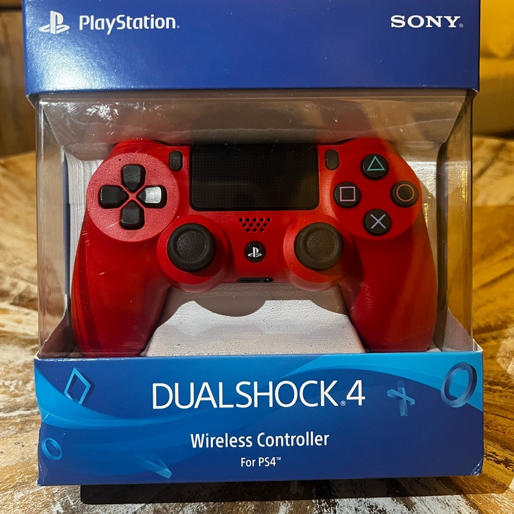 Sony DualShock 4 Wireless Controller - Magma Red